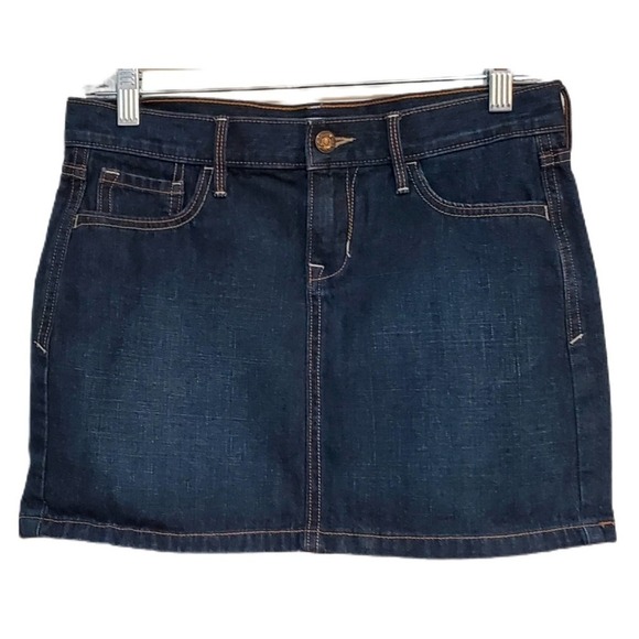 Old Navy Dresses & Skirts - Old Navy Faded Mini Jean Denim Skirt‎